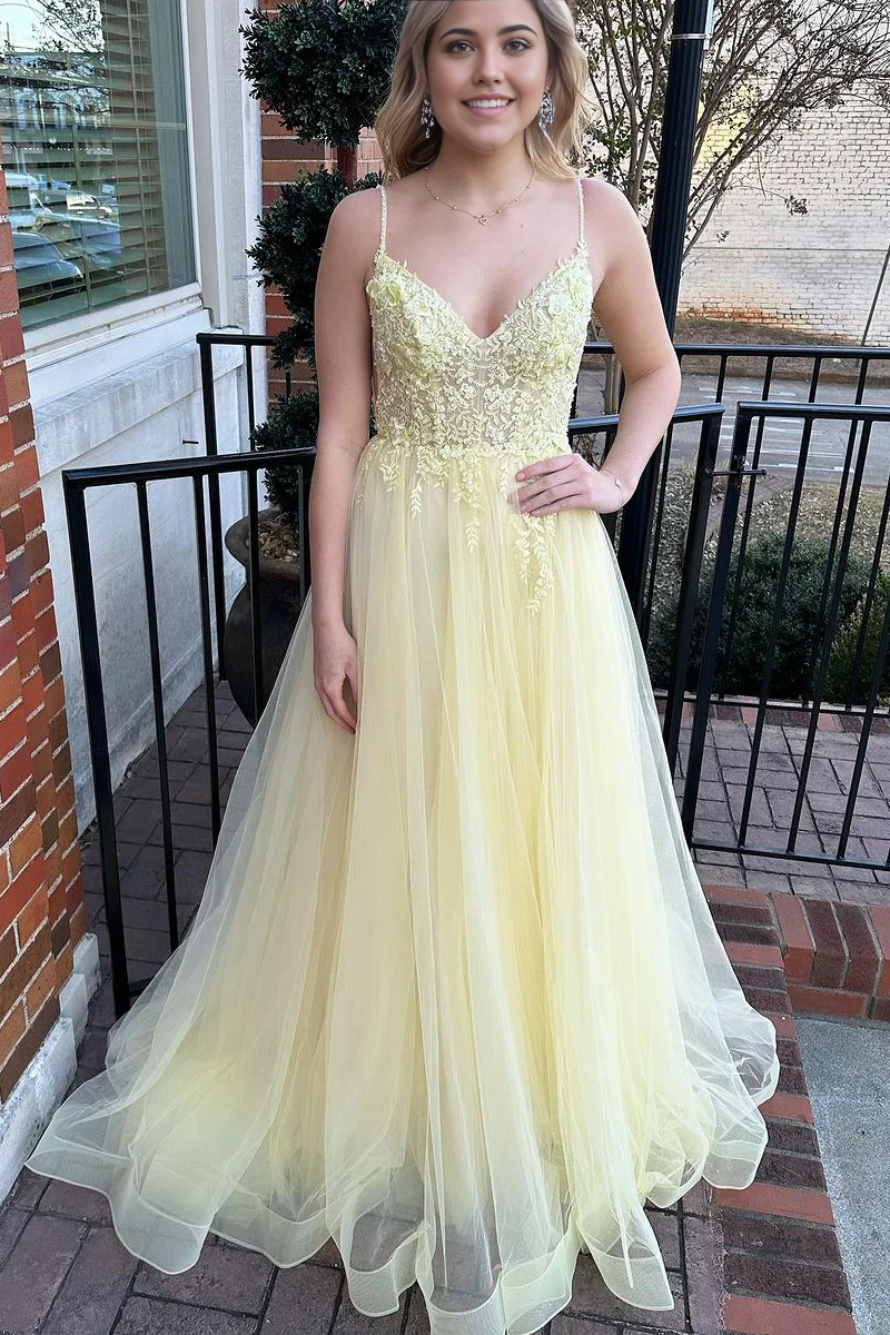 A Line Cute V Neck Daffodil Tulle Prom Dress with Appliques